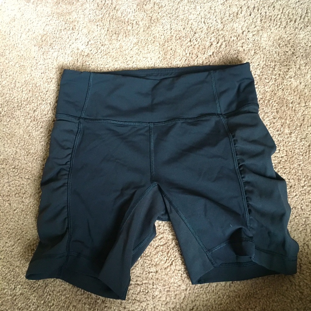 Lulu Lemon Fast and Free Short